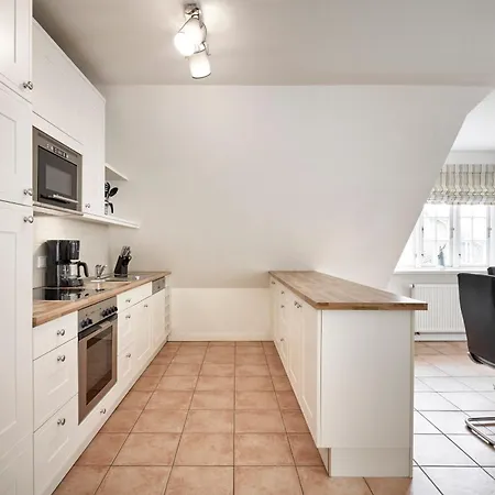 Apartment Greve 2 *